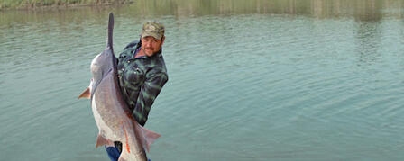 PADDLEFISH SPAWNING SEASON OFFERS BIG ANGLING OPPORTUNITIES