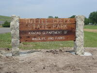 Sign at east entrance to Tuttle Creek State Park